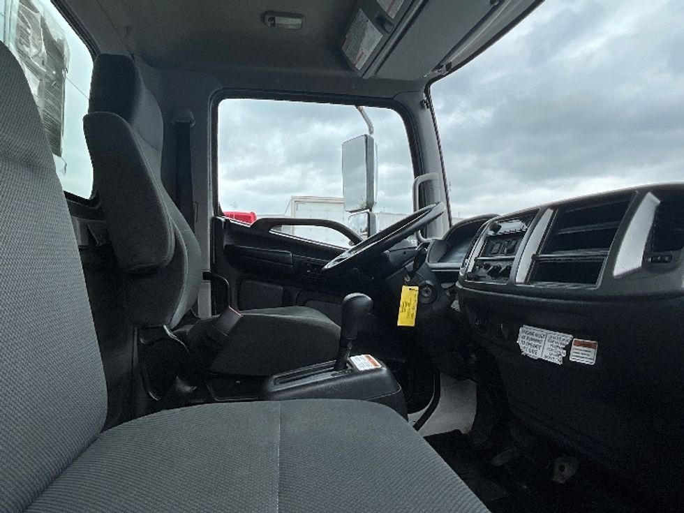 Medium Duty Box Truck-Light and Medium Duty Trucks-Hino-2020-268-Ottawa-ON-296,787\n\t\tkm-$ 67,000 - Image 22