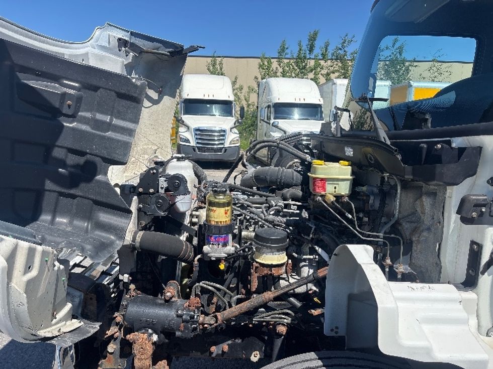 Medium Duty Box Truck-Light and Medium Duty Trucks-Hino-2020-268-Ottawa-ON-303,148\n\t\tkm-$ 65,000 - Image 24