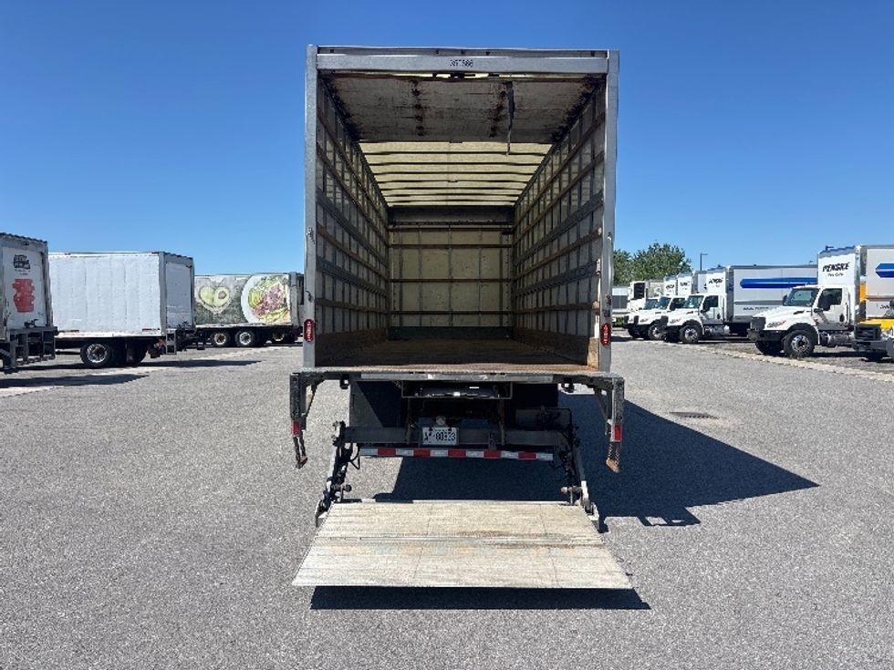 Medium Duty Box Truck-Light and Medium Duty Trucks-Hino-2020-268-Ottawa-ON-303,148\n\t\tkm-$ 65,000 - Image 9
