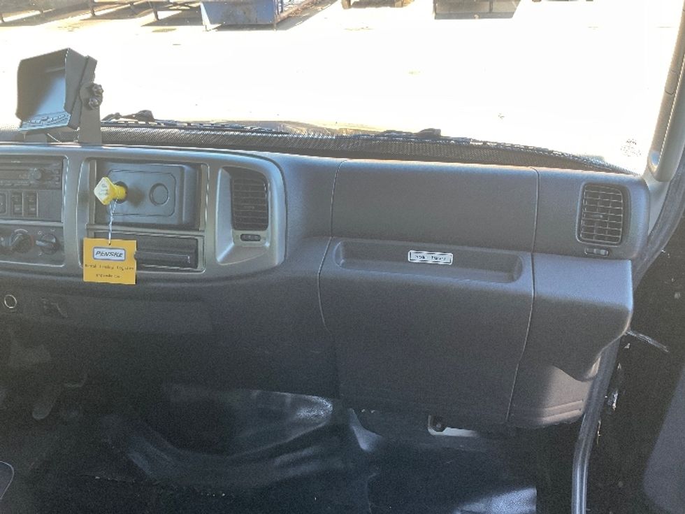 Medium Duty Box Truck-Light and Medium Duty Trucks-Hino-2020-268-Pennsauken-NJ-268,184\n\t\tmiles-$ 35,750 - Image 21