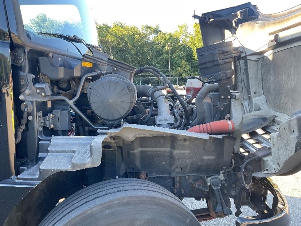 Medium Duty Box Truck-Light and Medium Duty Trucks-Hino-2020-268-Pennsauken-NJ-268,184\n\t\tmiles-$ 35,750 - Image 23