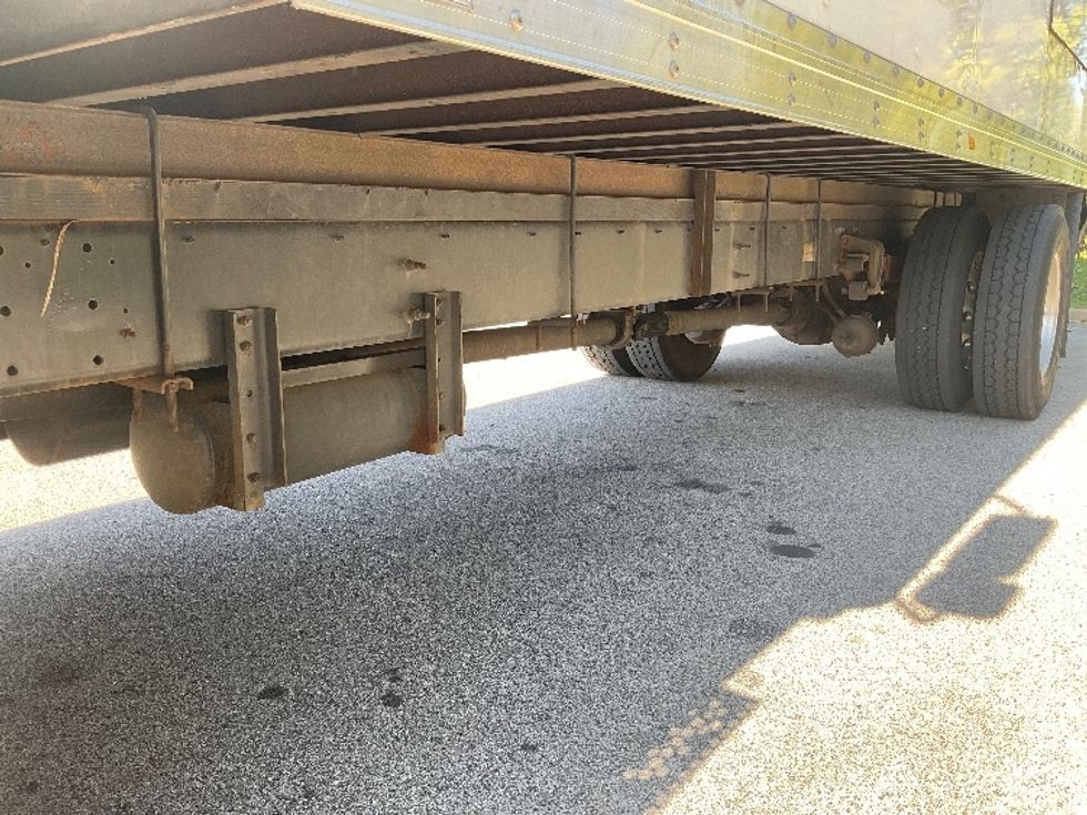 Medium Duty Box Truck-Light and Medium Duty Trucks-Hino-2020-268-Pennsauken-NJ-268,184\n\t\tmiles-$ 35,750 - Image 5