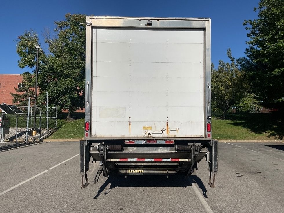 Medium Duty Box Truck-Light and Medium Duty Trucks-Hino-2020-268-Pennsauken-NJ-268,184\n\t\tmiles-$ 35,750 - Image 7