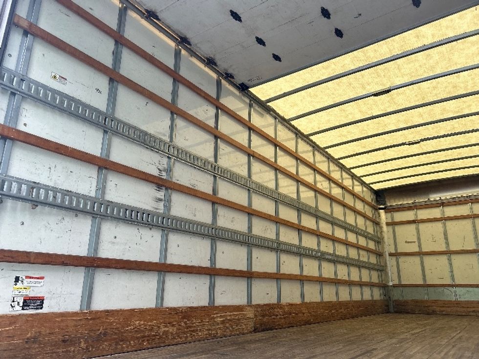 Medium Duty Box Truck-Light and Medium Duty Trucks-Hino-2020-268-Pensacola-FL-211,772\n\t\tmiles-$ 53,500 - Image 11
