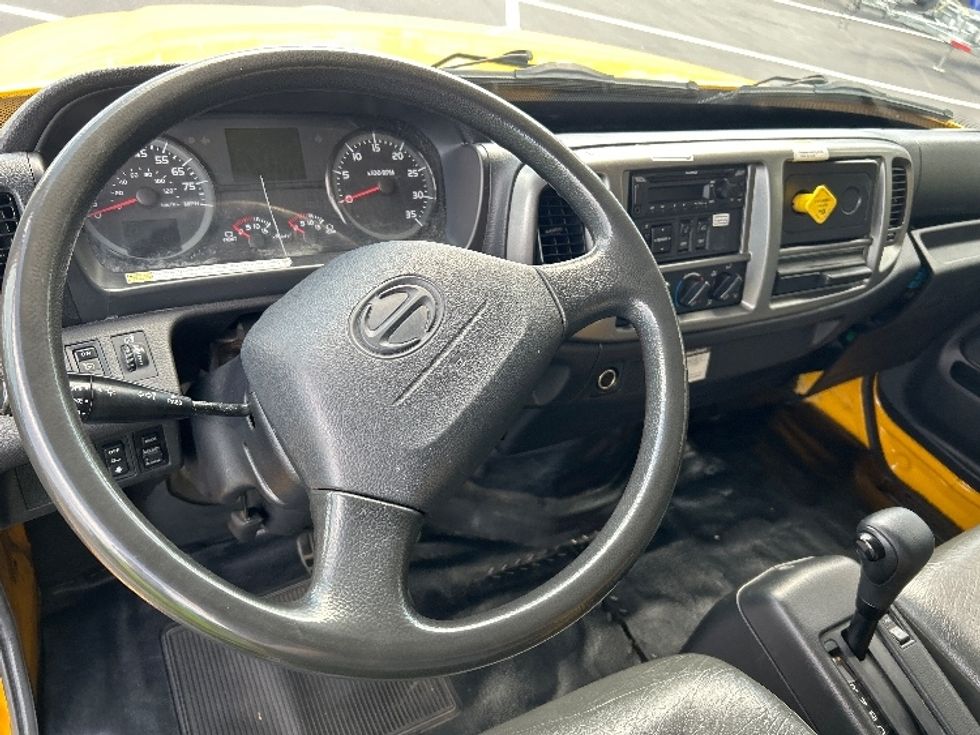 Medium Duty Box Truck-Light and Medium Duty Trucks-Hino-2020-268-Pensacola-FL-211,772\n\t\tmiles-$ 53,500 - Image 17