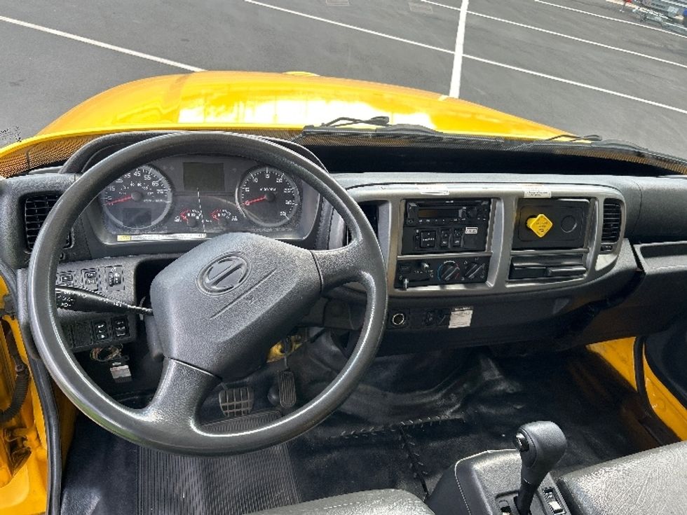 Medium Duty Box Truck-Light and Medium Duty Trucks-Hino-2020-268-Pensacola-FL-211,772\n\t\tmiles-$ 53,500 - Image 18