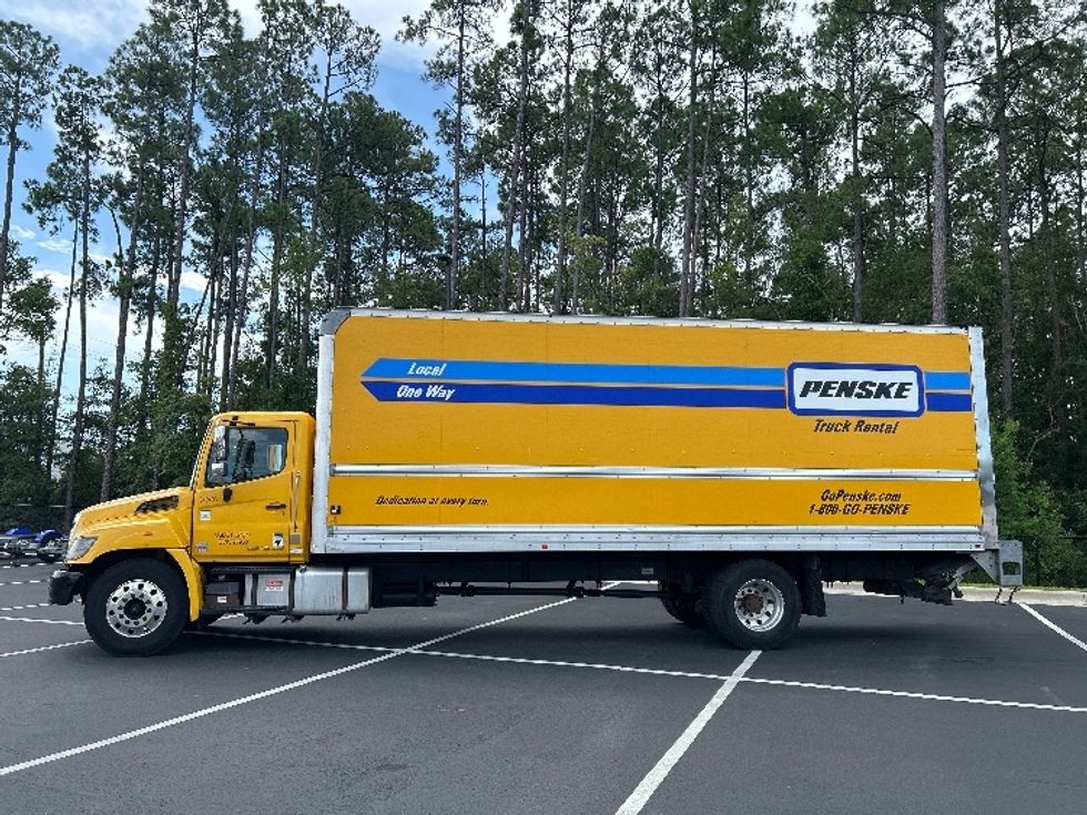 Medium Duty Box Truck-Light and Medium Duty Trucks-Hino-2020-268-Pensacola-FL-211,772\n\t\tmiles-$ 53,500 - Image 4