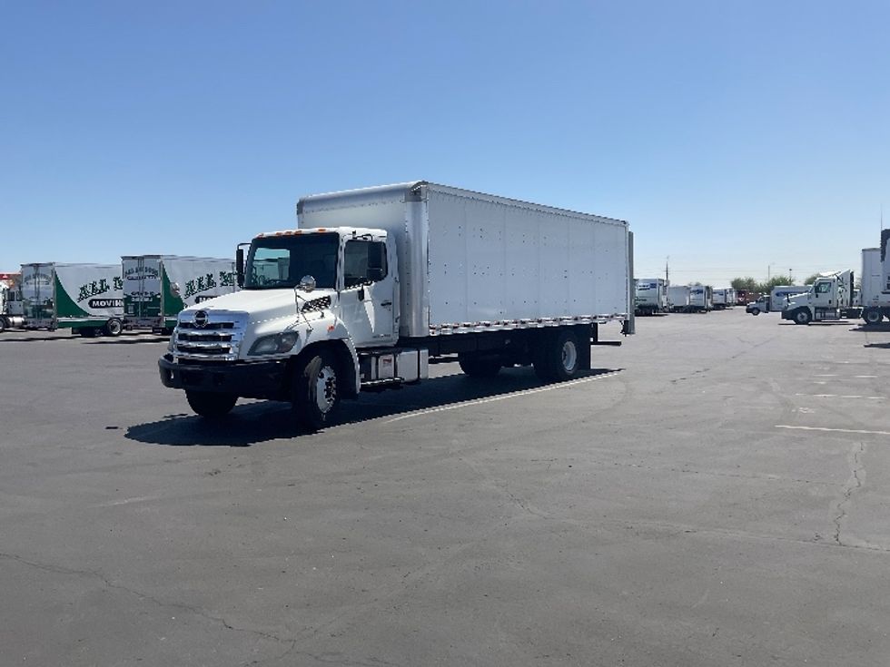 Medium Duty Box Truck-Light and Medium Duty Trucks-Hino-2020-268-Phoenix-AZ-135,855\n\t\tmiles-$ 59,250 - Image 1
