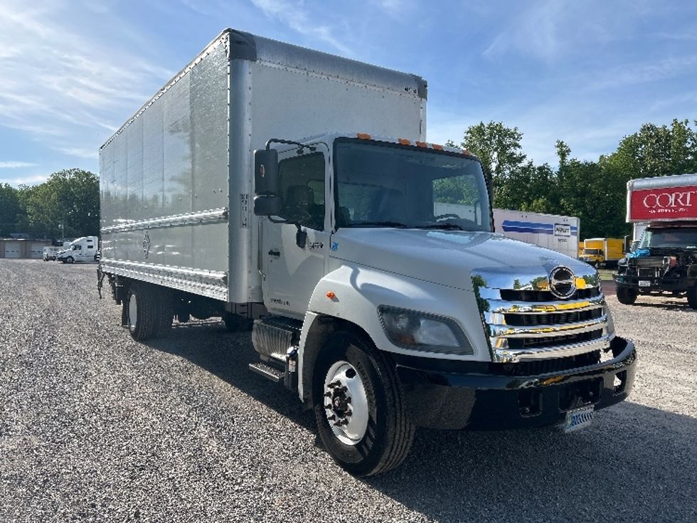 Medium Duty Box Truck-Light and Medium Duty Trucks-Hino-2020-268-Poplar Bluff-MO-184,380\n\t\tmiles-$ 53,500 - Image 1