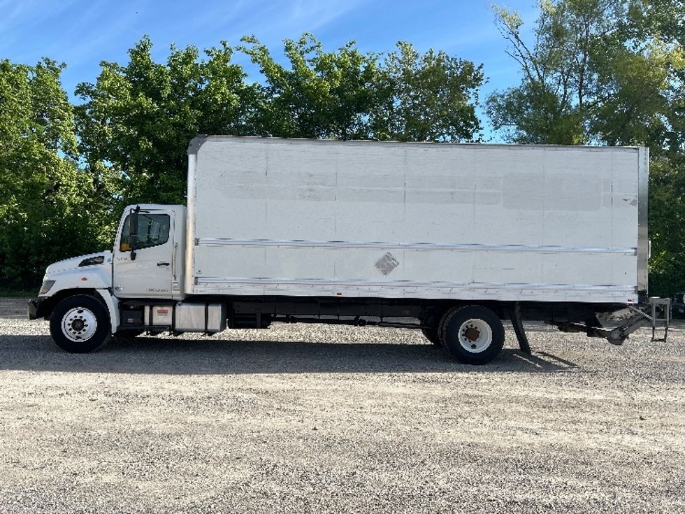 Medium Duty Box Truck-Light and Medium Duty Trucks-Hino-2020-268-Poplar Bluff-MO-184,380\n\t\tmiles-$ 53,500 - Image 4
