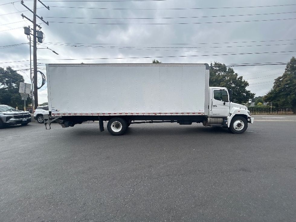 Medium Duty Box Truck-Light and Medium Duty Trucks-Hino-2020-268-Portland-OR-134,453\n\t\tmiles-$ 61,500 - Image 15