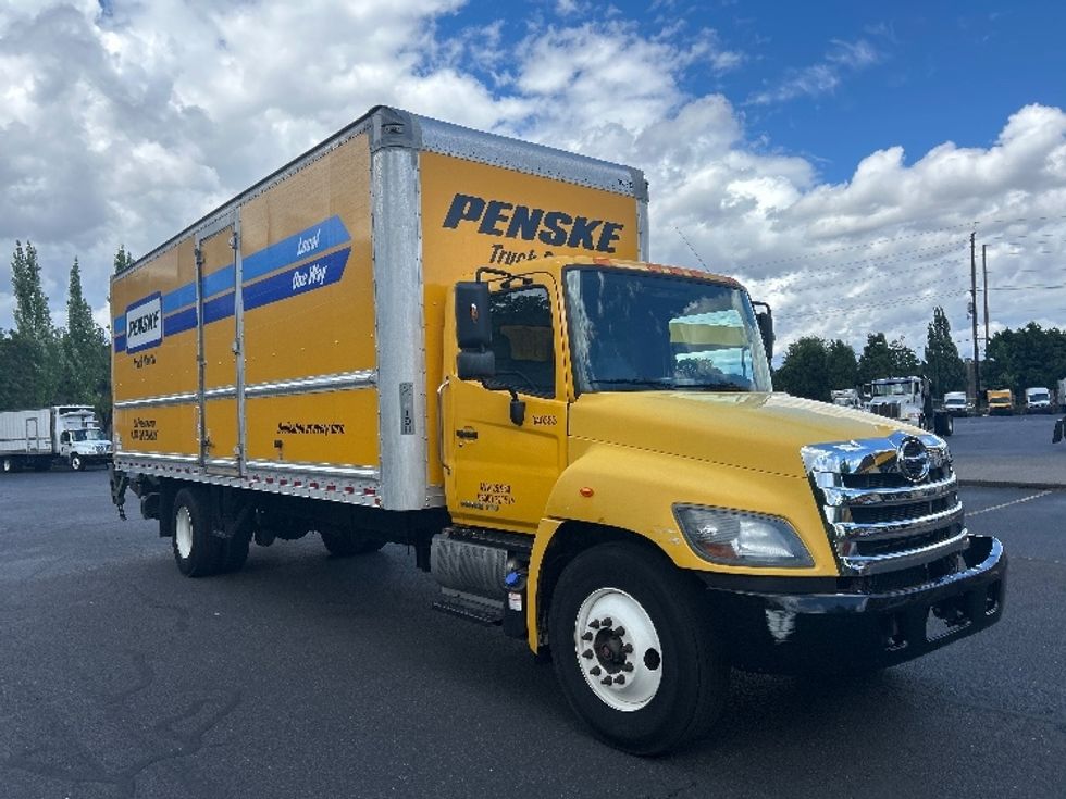 Medium Duty Box Truck-Light and Medium Duty Trucks-Hino-2020-268-Portland-OR-147,331\n\t\tmiles-$ 58,000 - Image 1