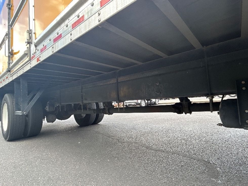 Medium Duty Box Truck-Light and Medium Duty Trucks-Hino-2020-268-Portland-OR-147,331\n\t\tmiles-$ 58,000 - Image 14