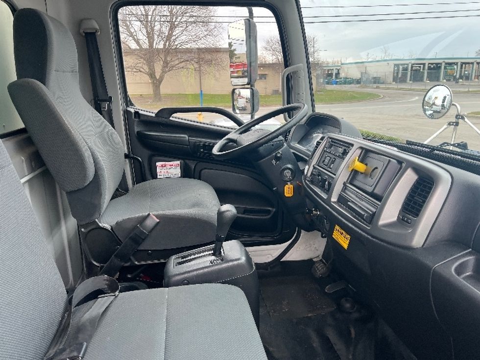 Medium Duty Box Truck-Light and Medium Duty Trucks-Hino-2020-268-Rochester-NY-101,506\n\t\tmiles-$ 51,750 - Image 22