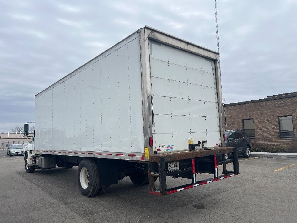 Medium Duty Box Truck-Light and Medium Duty Trucks-Hino-2020-268-Rochester-NY-101,506\n\t\tmiles-$ 51,750 - Image 6