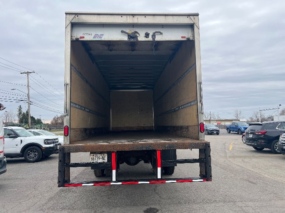 Medium Duty Box Truck-Light and Medium Duty Trucks-Hino-2020-268-Rochester-NY-101,506\n\t\tmiles-$ 51,750 - Image 9