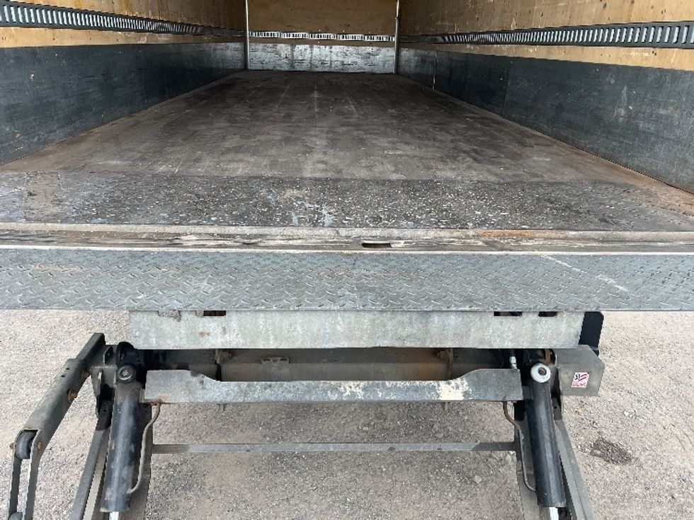 Medium Duty Box Truck-Light and Medium Duty Trucks-Hino-2020-268-Rochester-NY-135,485\n\t\tmiles-$ 50,000 - Image 10