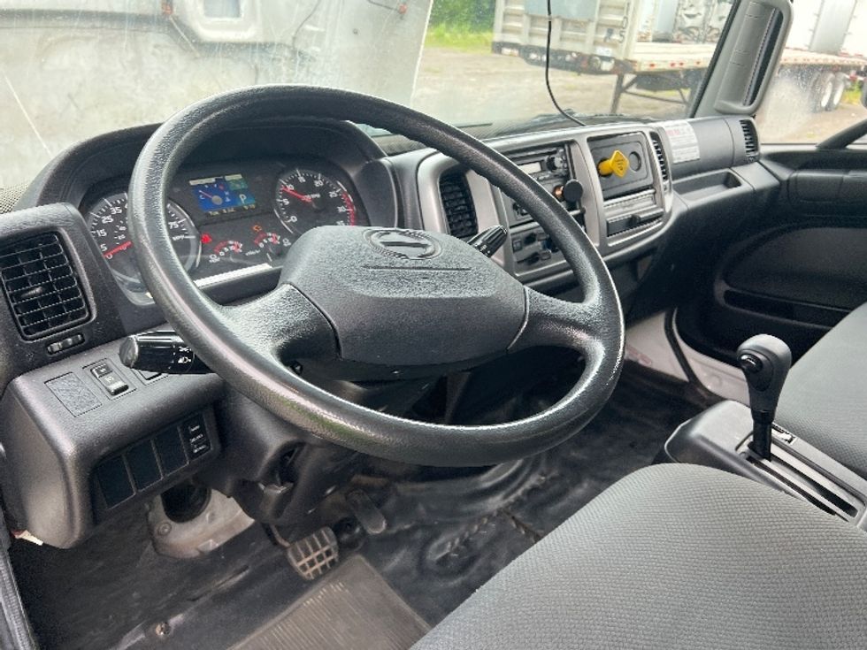 Medium Duty Box Truck-Light and Medium Duty Trucks-Hino-2020-268-Rochester-NY-135,485\n\t\tmiles-$ 50,000 - Image 18