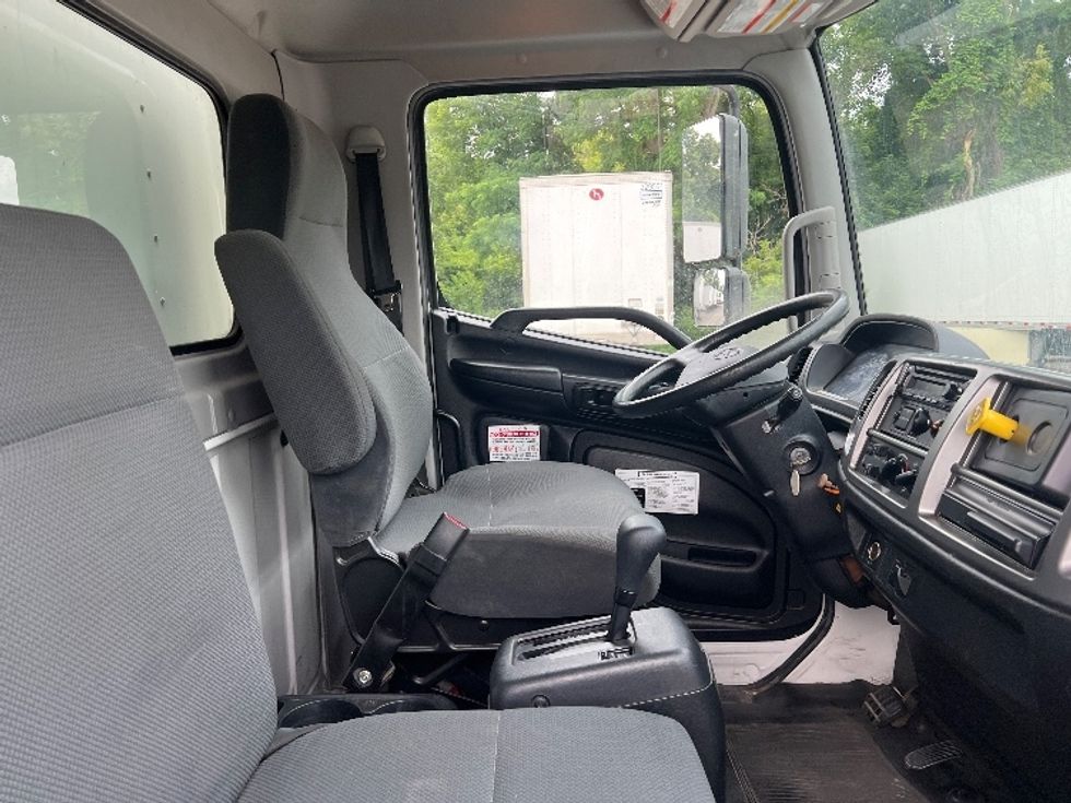Medium Duty Box Truck-Light and Medium Duty Trucks-Hino-2020-268-Rochester-NY-135,485\n\t\tmiles-$ 50,000 - Image 22
