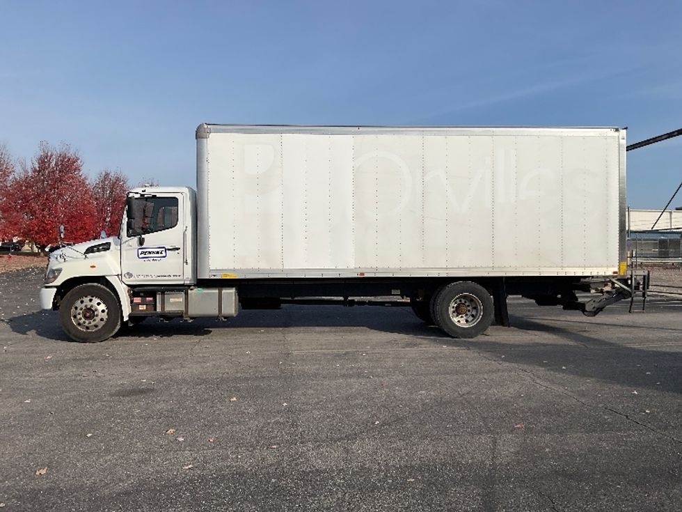Medium Duty Box Truck-Light and Medium Duty Trucks-Hino-2020-268-Rochester-NY-153,959\n\t\tmiles-$ 51,250 - Image 4