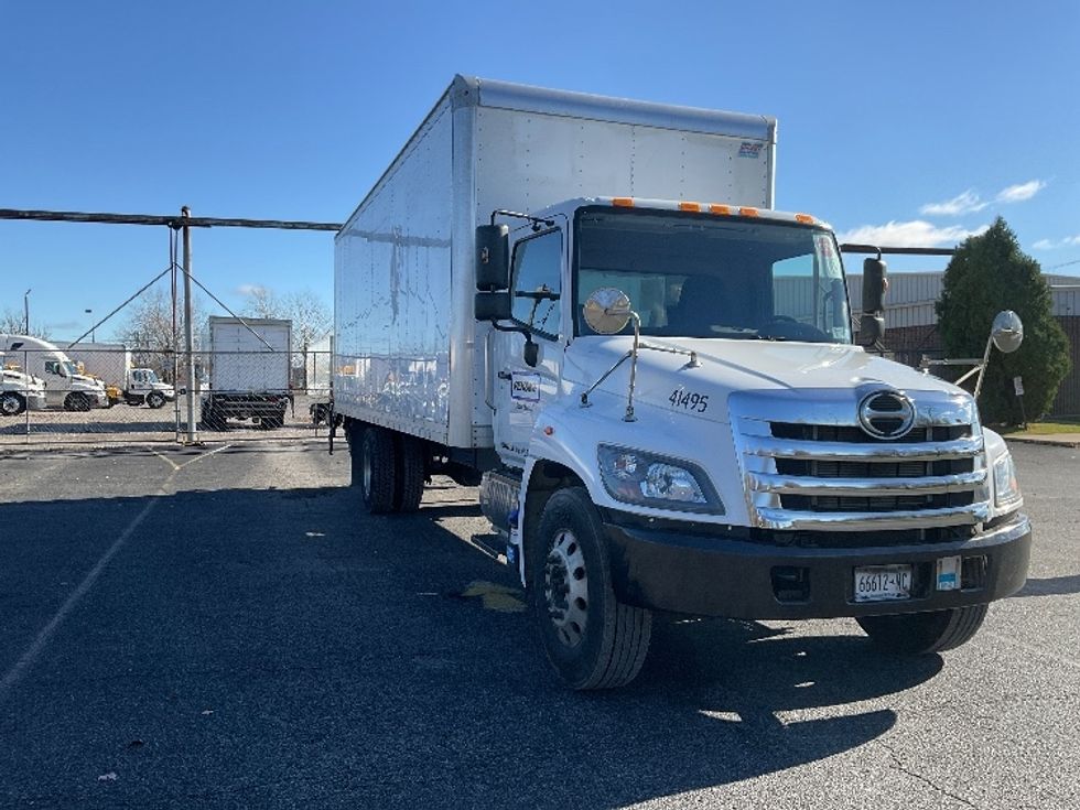 Medium Duty Box Truck-Light and Medium Duty Trucks-Hino-2020-268-Rochester-NY-164,686\n\t\tmiles-$ 53,000 - Image 1