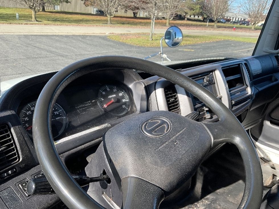 Medium Duty Box Truck-Light and Medium Duty Trucks-Hino-2020-268-Rochester-NY-164,686\n\t\tmiles-$ 53,000 - Image 17