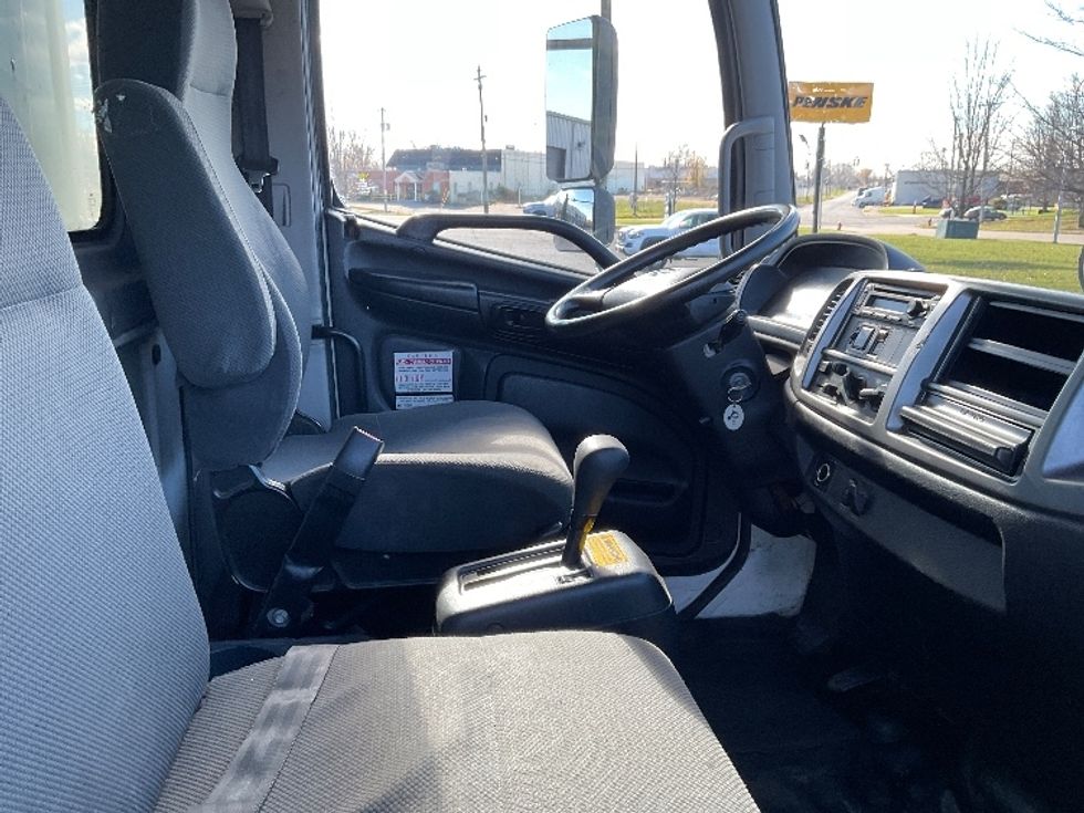 Medium Duty Box Truck-Light and Medium Duty Trucks-Hino-2020-268-Rochester-NY-164,686\n\t\tmiles-$ 53,000 - Image 22