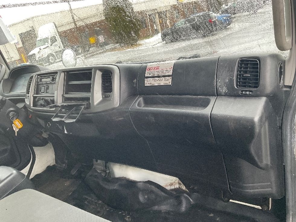 2020 Hino Conventional Type Truck Single Cab photo 16