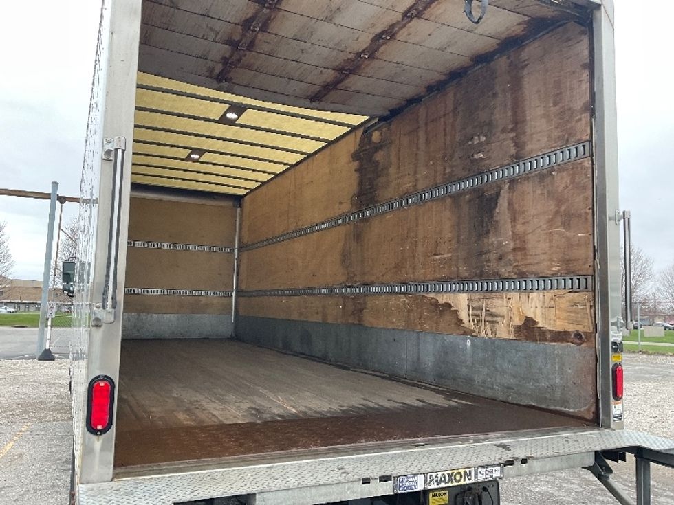 Medium Duty Box Truck-Light and Medium Duty Trucks-Hino-2020-268-Rochester-NY-170,869\n\t\tmiles-$ 46,250 - Image 12
