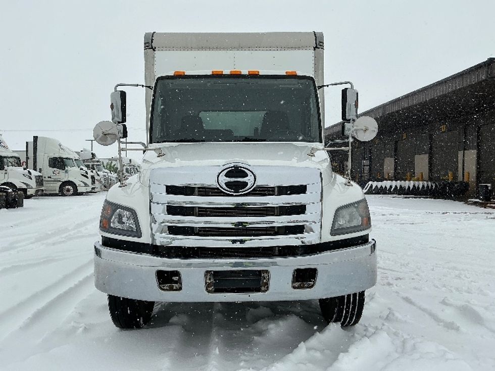 Medium Duty Box Truck-Light and Medium Duty Trucks-Hino-2020-268-Rocky View County-AB-179,186\n\t\tkm-$ 74,750 - Image 2