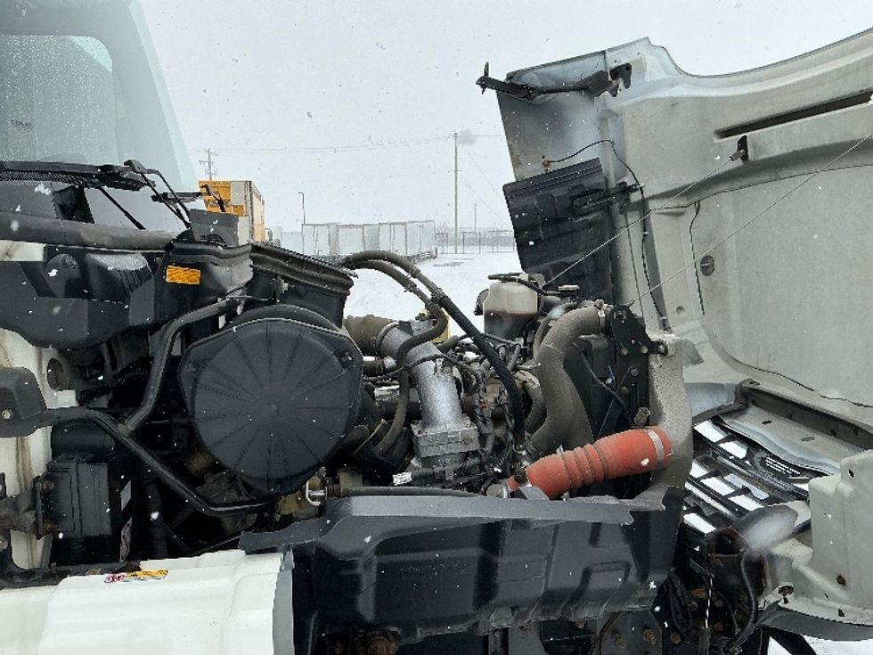 Medium Duty Box Truck-Light and Medium Duty Trucks-Hino-2020-268-Rocky View County-AB-179,186\n\t\tkm-$ 74,750 - Image 23