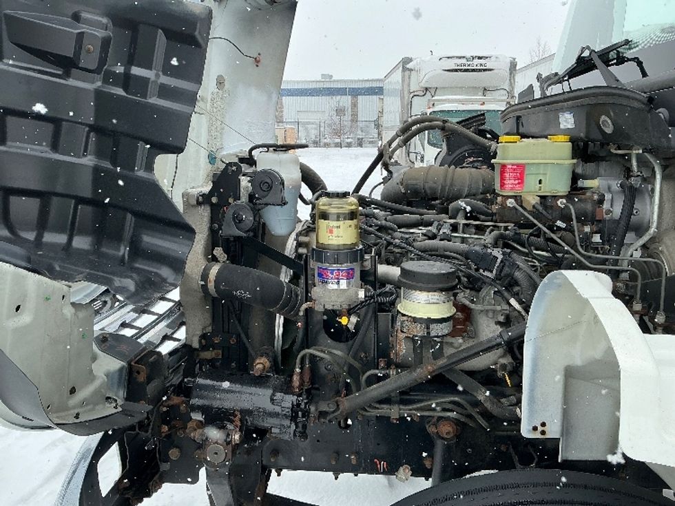 Medium Duty Box Truck-Light and Medium Duty Trucks-Hino-2020-268-Rocky View County-AB-179,186\n\t\tkm-$ 74,750 - Image 24