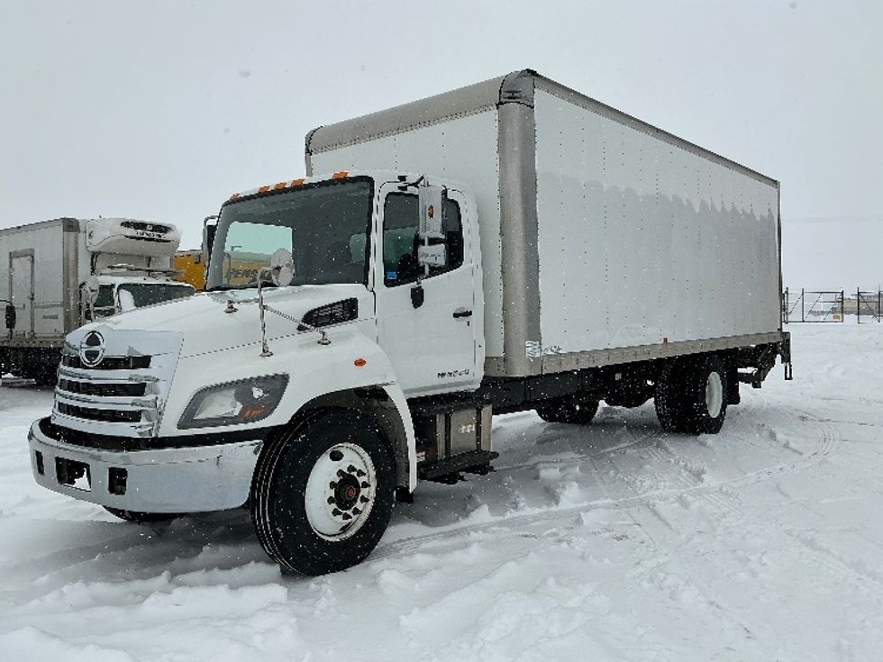 Medium Duty Box Truck-Light and Medium Duty Trucks-Hino-2020-268-Rocky View County-AB-179,186\n\t\tkm-$ 74,750 - Image 3
