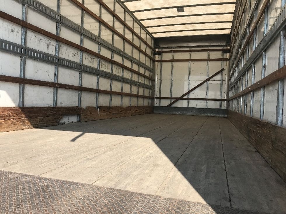 Medium Duty Box Truck-Light and Medium Duty Trucks-Hino-2020-268-Saint Laurent-PQ-237,317\n\t\tkm-$ 78,500 - Image 11