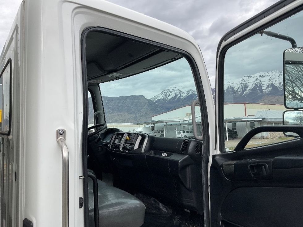 Medium Duty Box Truck-Light and Medium Duty Trucks-Hino-2020-268-Salt Lake City-UT-208,595\n\t\tmiles-$ 46,000 - Image 20