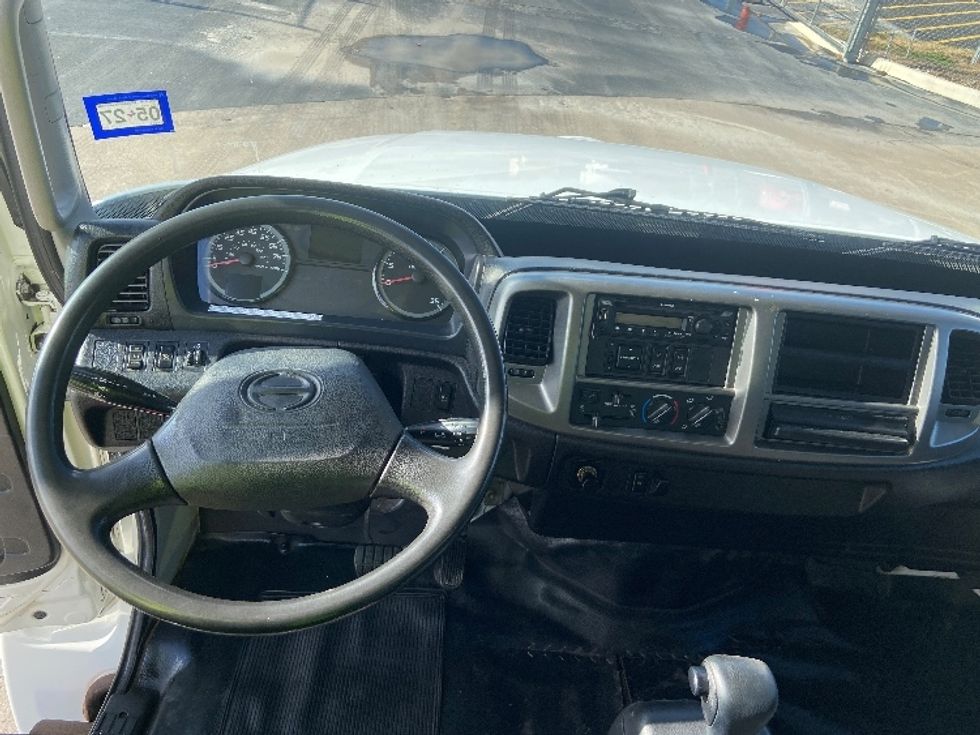 Medium Duty Box Truck-Light and Medium Duty Trucks-Hino-2020-268-San Antonio-TX-229,447\n\t\tmiles-$ 49,750 - Image 18