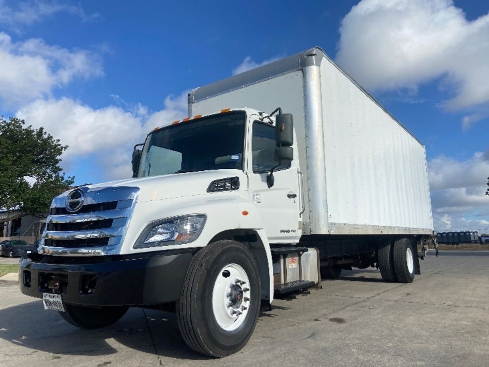 Medium Duty Box Truck-Light and Medium Duty Trucks-Hino-2020-268-San Antonio-TX-229,447\n\t\tmiles-$ 49,750 - Image 3
