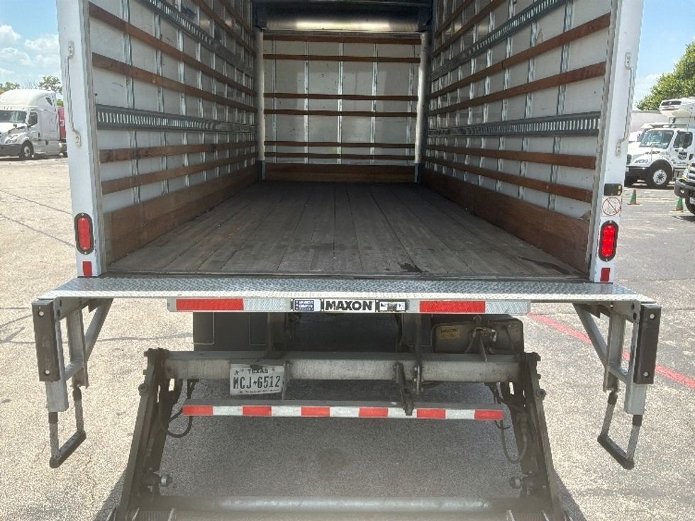 Medium Duty Box Truck-Light and Medium Duty Trucks-Hino-2020-268-San Antonio-TX-62,315\n\t\tmiles-$ 58,250 - Image 10