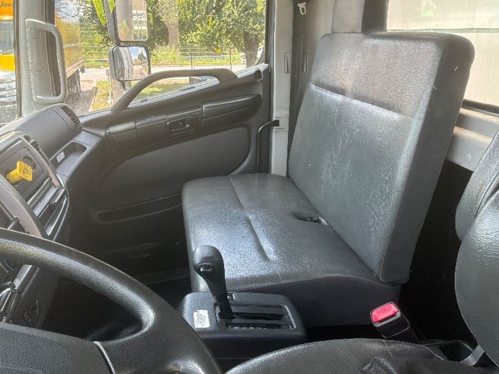 Medium Duty Box Truck-Light and Medium Duty Trucks-Hino-2020-268-San Antonio-TX-62,315\n\t\tmiles-$ 58,250 - Image 19