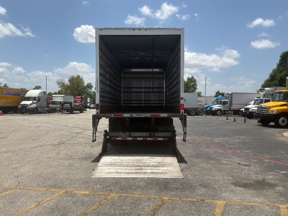Medium Duty Box Truck-Light and Medium Duty Trucks-Hino-2020-268-San Antonio-TX-62,315\n\t\tmiles-$ 58,250 - Image 9