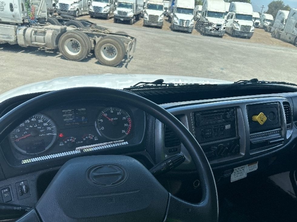 Medium Duty Box Truck-Light and Medium Duty Trucks-Hino-2020-268-San Diego-CA-115,536\n\t\tmiles-$ 65,500 - Image 18