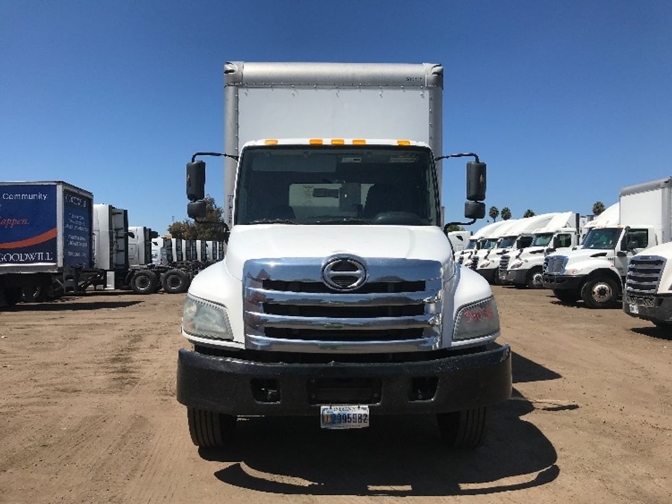 Medium Duty Box Truck-Light and Medium Duty Trucks-Hino-2020-268-San Diego-CA-115,536\n\t\tmiles-$ 65,500 - Image 2