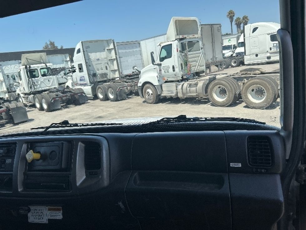 Medium Duty Box Truck-Light and Medium Duty Trucks-Hino-2020-268-San Diego-CA-115,536\n\t\tmiles-$ 65,500 - Image 21
