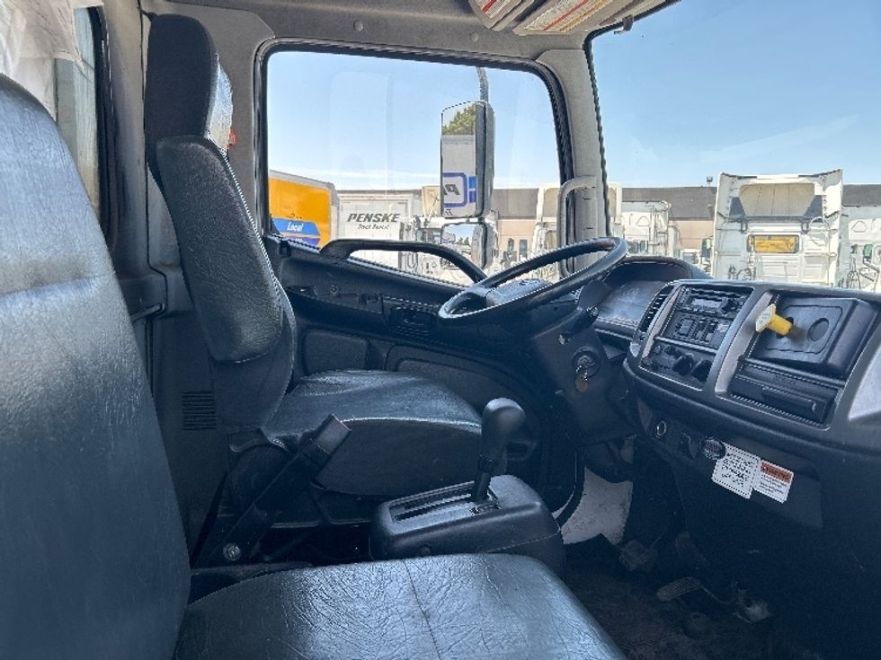 Medium Duty Box Truck-Light and Medium Duty Trucks-Hino-2020-268-San Diego-CA-115,536\n\t\tmiles-$ 65,500 - Image 22