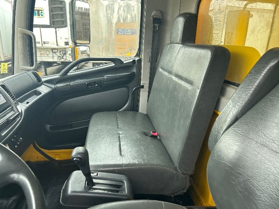 Medium Duty Box Truck-Light and Medium Duty Trucks-Hino-2020-268-San Marcos-CA-157,702\n\t\tmiles-$ 56,500 - Image 19