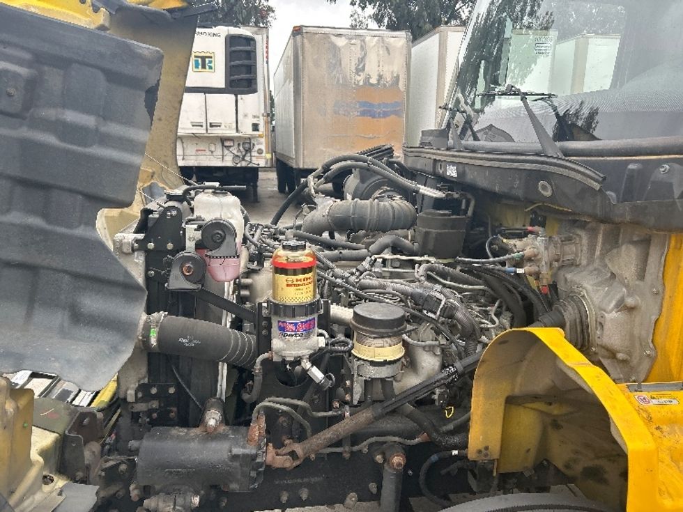 Medium Duty Box Truck-Light and Medium Duty Trucks-Hino-2020-268-San Marcos-CA-157,702\n\t\tmiles-$ 56,500 - Image 24