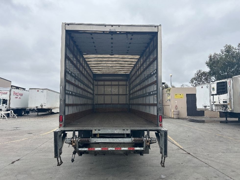 Medium Duty Box Truck-Light and Medium Duty Trucks-Hino-2020-268-San Marcos-CA-157,702\n\t\tmiles-$ 56,500 - Image 8