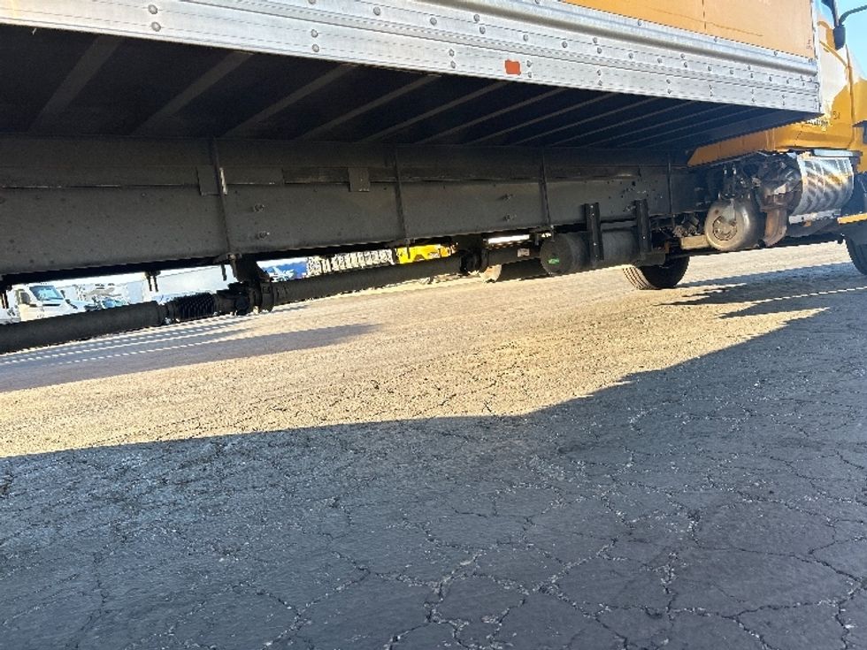 Medium Duty Box Truck-Light and Medium Duty Trucks-Hino-2020-268-Santa Ana-CA-126,744\n\t\tmiles-$ 60,500 - Image 14