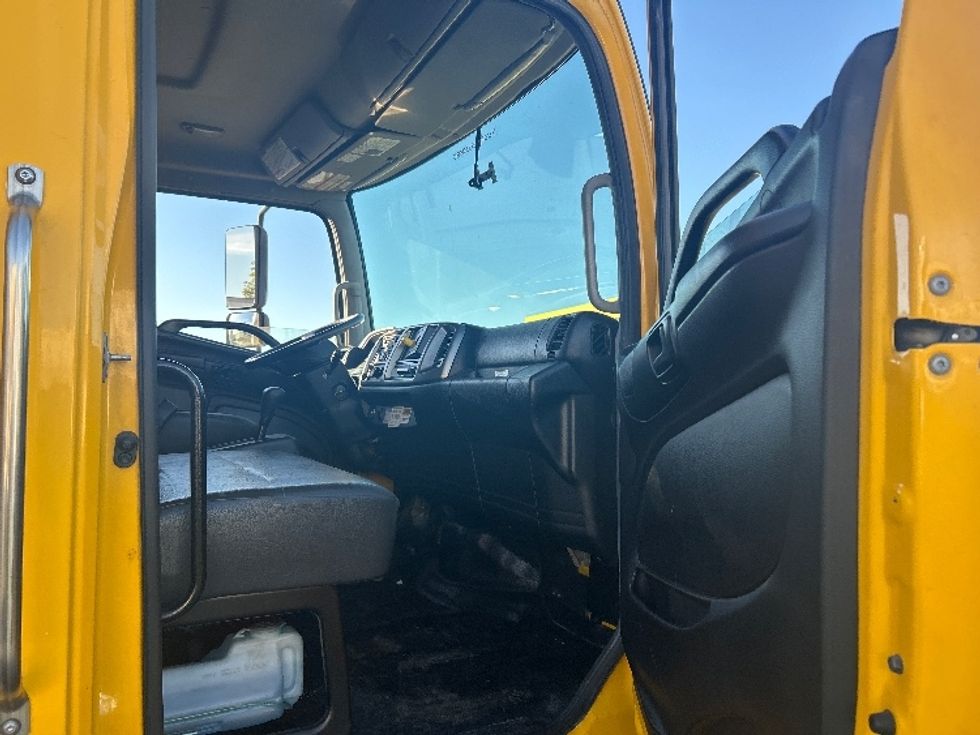 Medium Duty Box Truck-Light and Medium Duty Trucks-Hino-2020-268-Santa Ana-CA-126,744\n\t\tmiles-$ 60,500 - Image 20