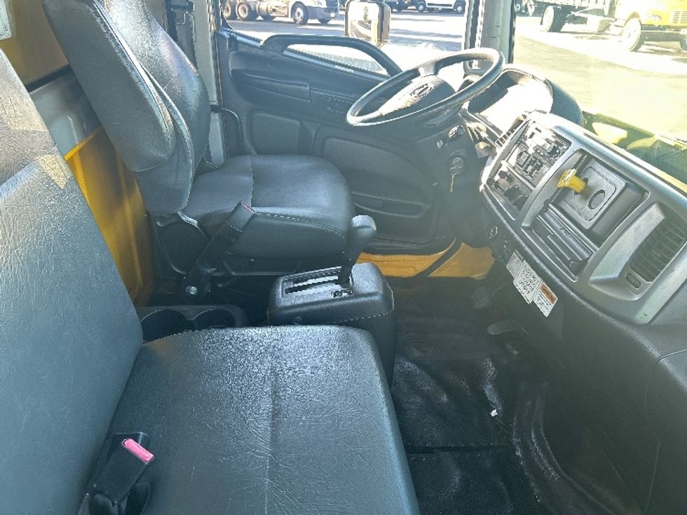 Medium Duty Box Truck-Light and Medium Duty Trucks-Hino-2020-268-Santa Ana-CA-126,744\n\t\tmiles-$ 60,500 - Image 22